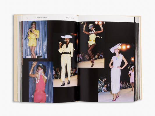 Chloé Catwalk: The Complete Collections