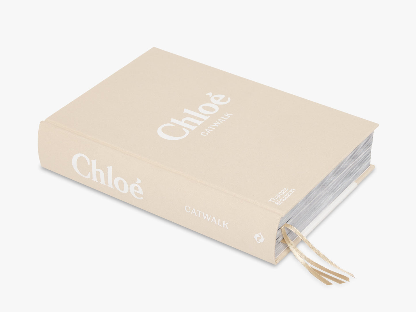 Chloé Catwalk: The Complete Collections