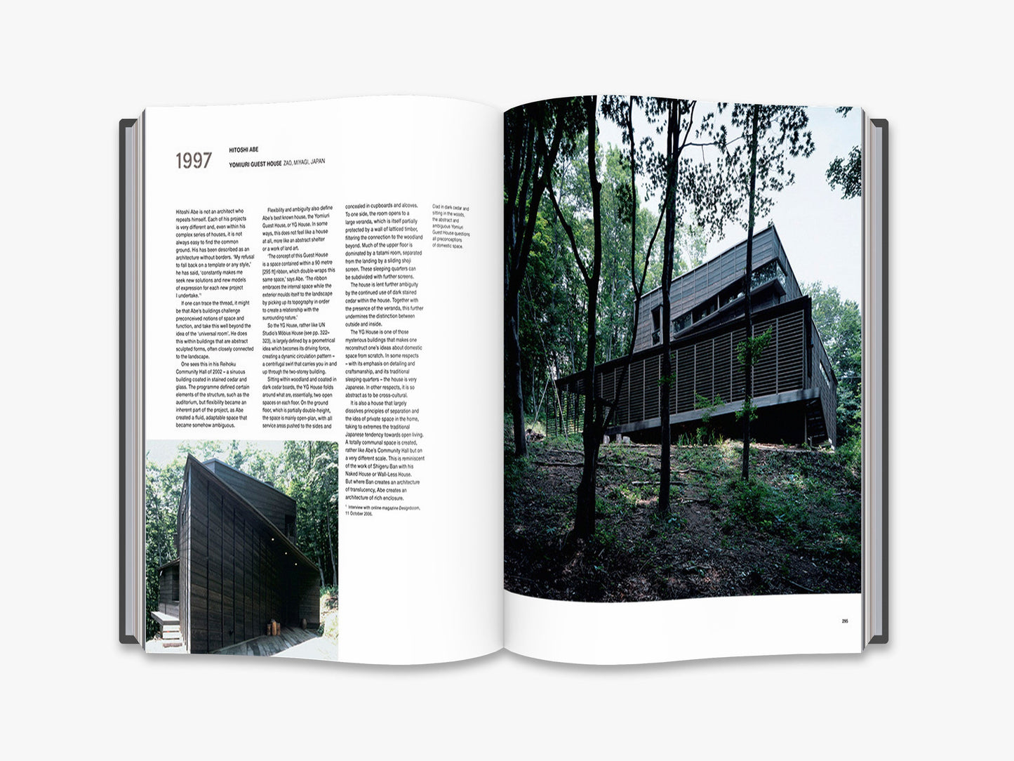 The Iconic House: Architectural Masterworks Since 1900